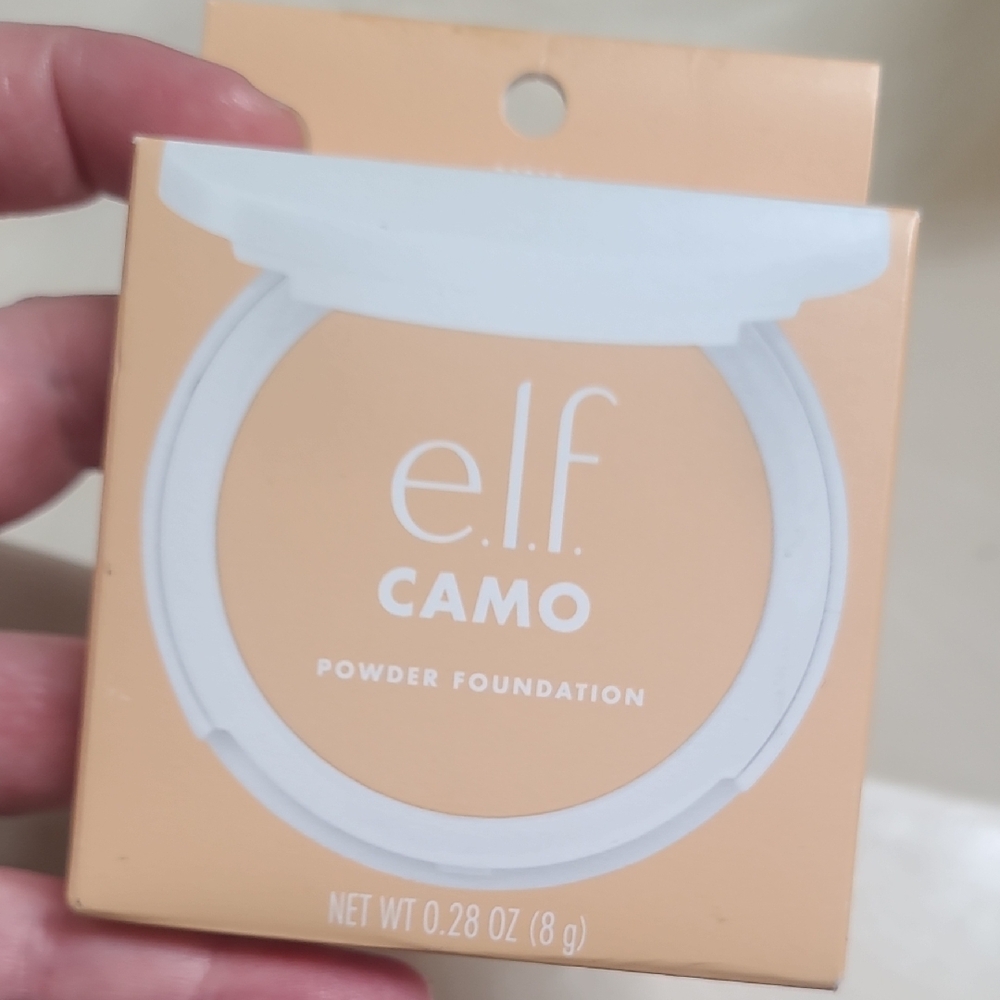 e.l.f. Camo Powder Foundation Light 240 W Brand New